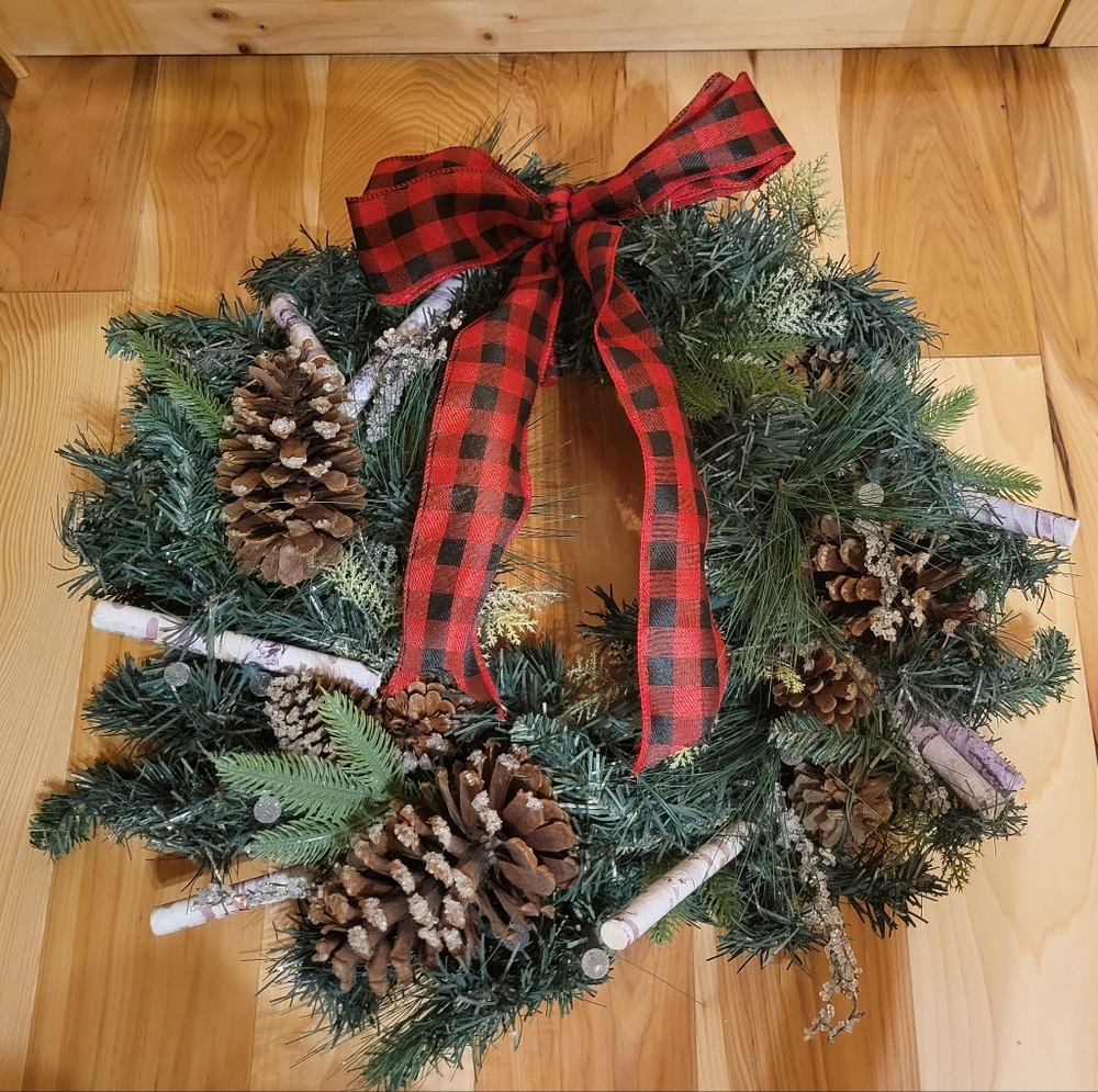 Pre-Lit 24 Inch Woodland Christmas Wreath for Front Door “Charming”